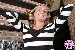 Angelia in Tightest Body Ever pic #9